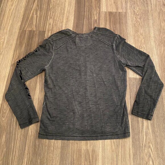GUESS V Neck Long Sleeve Black and Gray Shirt Men's Size Large - Picture 2 of 8
